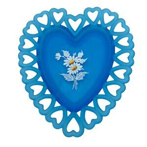 Vintage Westmoreland Blue Frosted Glass Heart Trinket Dish Lace Edge Daisy